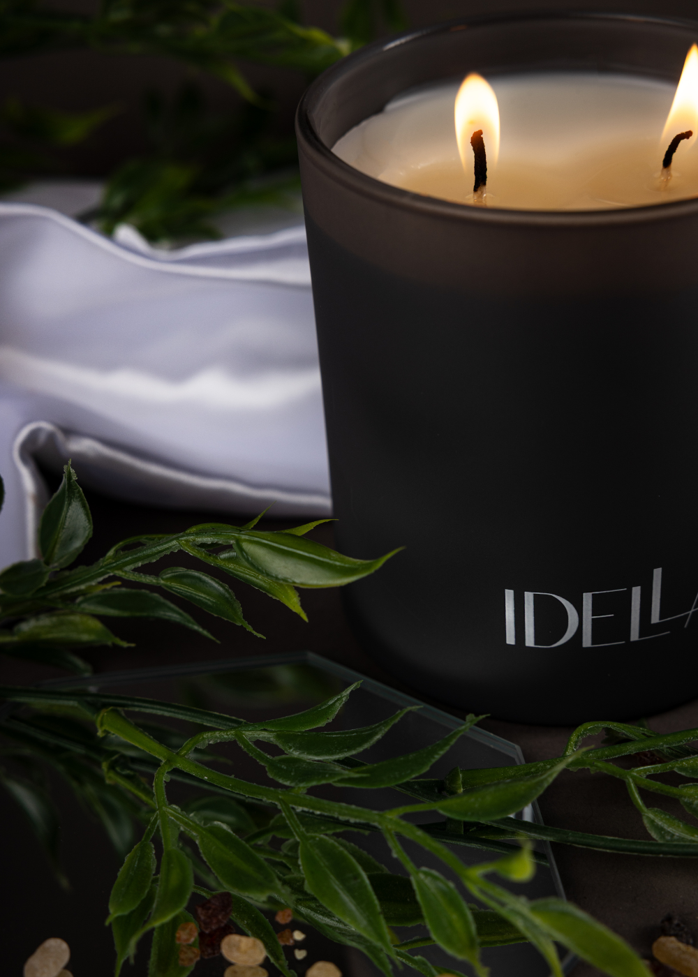 Serenity Scented Candle - Embrace Tranquility